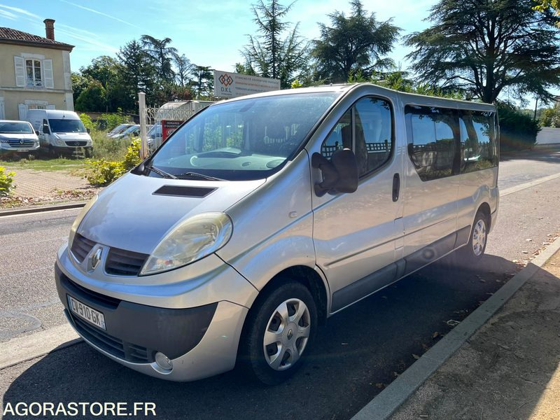 MINIBUS VL - 9 PLACES - TRAFIC - L2 H1 - 115 CH - CLIM- 165200 KMS - ATTELAGE - Minibus, Transport de personnes: photos 3 MINIBUS VL - 9 PLACES - TRAFIC - L2 H1 - 115 CH - CLIM- 165200 KMS - ATTELAGE - Minibus, Transport de personnes: photos 3