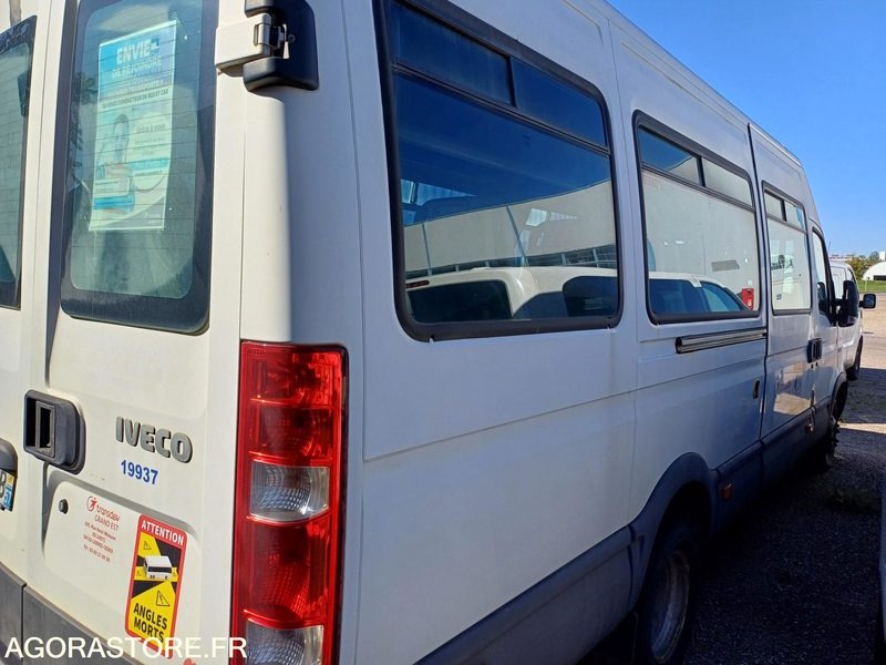 MINICAR DAILY - N°19937 - MEC 2010 -258009KM BC-123-ZB - Minibus, Transport de personnes: photos 4 MINICAR DAILY - N°19937 - MEC 2010 -258009KM BC-123-ZB - Minibus, Transport de personnes: photos 4