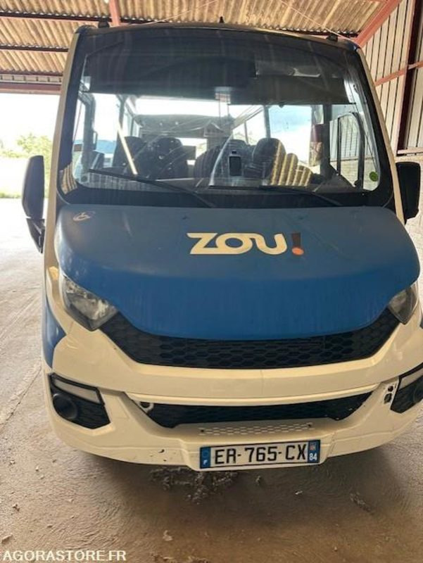 MINICARS IVECO BUS DAILY TOURYS 25397 MEC 2017 KM 239000 ER-765-CX - Minibus, Transport de personnes: photos 1 MINICARS IVECO BUS DAILY TOURYS 25397 MEC 2017 KM 239000 ER-765-CX - Minibus, Transport de personnes: photos 1
