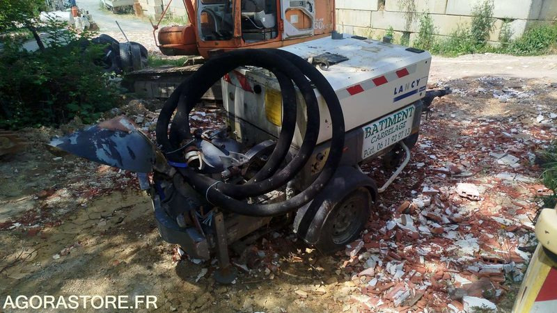 Machine a chape Lancy - TM2500 - 2385heures - Matériel de chantier: photos 3 Machine a chape Lancy - TM2500 - 2385heures - Matériel de chantier: photos 3