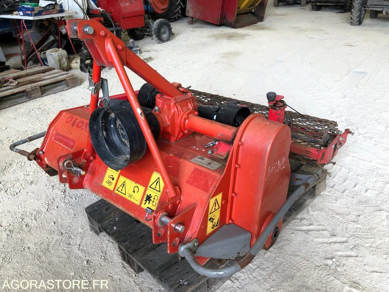 Enfouisseur de pierres DAIRON RD100NIV pour micro tracteur 22-35CV - Machine agricole: photos 2 Enfouisseur de pierres DAIRON RD100NIV pour micro tracteur 22-35CV - Machine agricole: photos 2