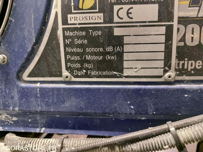 Machine de marquage Graco LineLazer IV 200HS - Outil/ Équipement: photos 2 Machine de marquage Graco LineLazer IV 200HS - Outil/ Équipement: photos 2