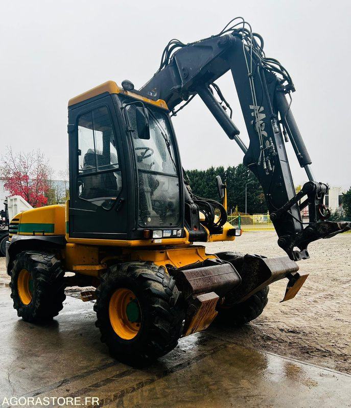 Mecalac 14 MBX - 2003 - 9940 HEURES - Pelle: photos 2 Mecalac 14 MBX - 2003 - 9940 HEURES - Pelle: photos 2