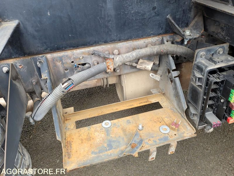 Benne à ordures ménagères Mini benne à ordures ménagères NISSAN DIESEL AK-906-PP POUR PIECES: photos 14
