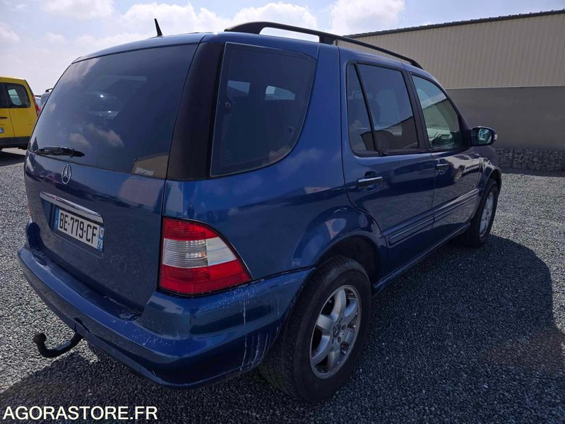NIORT - MERCEDES ML 400 CDI BVA BI TURBO 4.00L 250 CH PEINTURE NEUVE 2025 - Voiture: photos 4 NIORT - MERCEDES ML 400 CDI BVA BI TURBO 4.00L 250 CH PEINTURE NEUVE 2025 - Voiture: photos 4