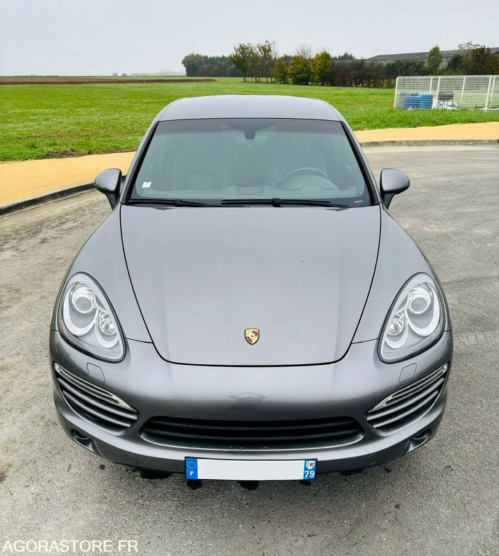 NIORT - PORSCHE CAYENNE 3.0 V6 - 2012 - 42 000 KM - Voiture: photos 3 NIORT - PORSCHE CAYENNE 3.0 V6 - 2012 - 42 000 KM - Voiture: photos 3