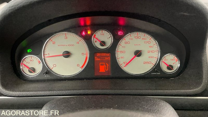 PEUGEOT 407 SW BUSINESS '1.6 HDtI - 2010 - 284670km - Fourgonnette: photos 5 PEUGEOT 407 SW BUSINESS '1.6 HDtI - 2010 - 284670km - Fourgonnette: photos 5