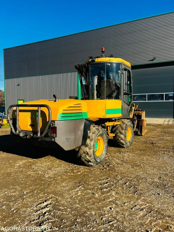 Pelle Mecalac 12MXT - 2004 - 4523 HEURES - Pelle: photos 2 Pelle Mecalac 12MXT - 2004 - 4523 HEURES - Pelle: photos 2