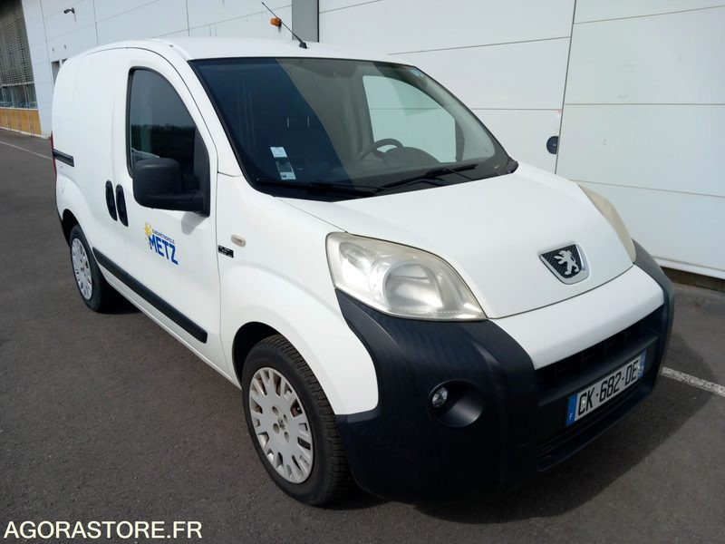 Peugeot Bipper 1.3 HDi FAP 75 cv - 113 000 km - MOTEUR HS - CK-682-DE - Fourgonnette: photos 2 Peugeot Bipper 1.3 HDi FAP 75 cv - 113 000 km - MOTEUR HS - CK-682-DE - Fourgonnette: photos 2