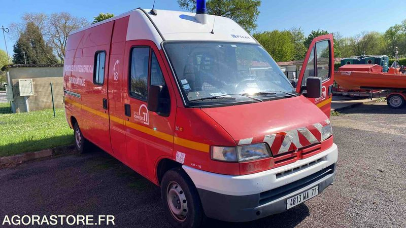 Peugeot - Boxer - 1996 - 80594KMS - 4813WA71 - Fourgon utilitaire: photos 3 Peugeot - Boxer - 1996 - 80594KMS - 4813WA71 - Fourgon utilitaire: photos 3