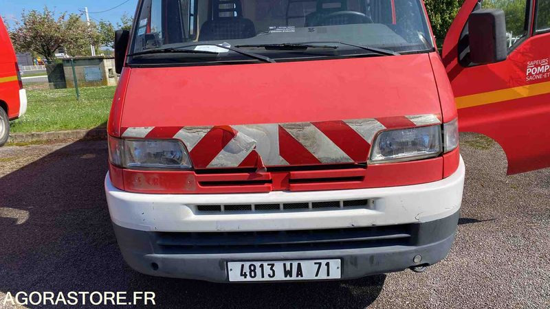 Peugeot - Boxer - 1996 - 80594KMS - 4813WA71 - Fourgon utilitaire: photos 2 Peugeot - Boxer - 1996 - 80594KMS - 4813WA71 - Fourgon utilitaire: photos 2