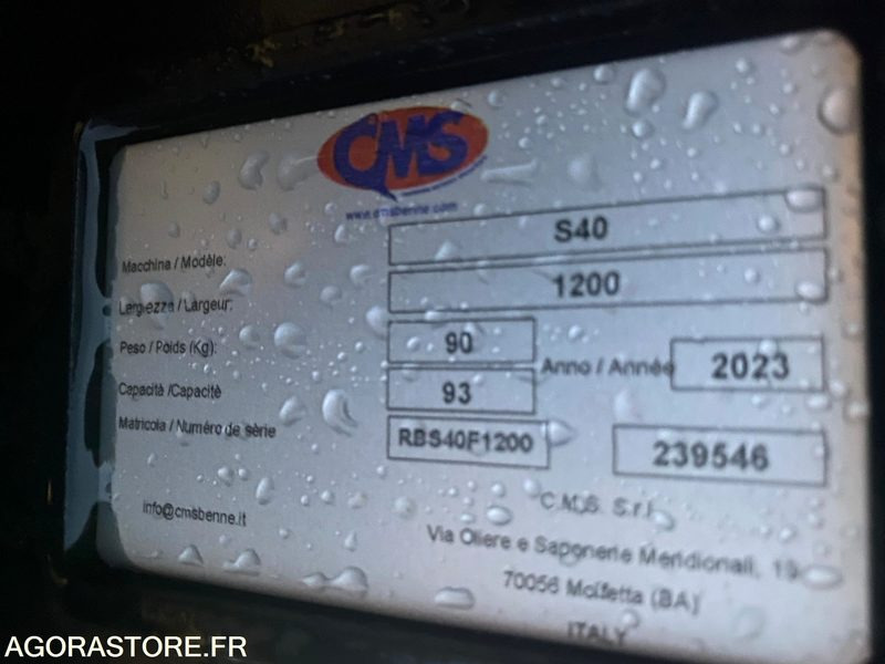 Godet Curage 1200mm S40 NEUF - Pièces de rechange pour Engins de chantier: photos 3 Godet Curage 1200mm S40 NEUF - Pièces de rechange pour Engins de chantier: photos 3