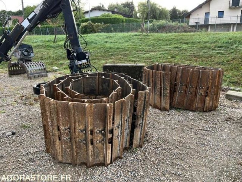 PAIRE DE CHENILLES CATERPILLAR D6N - Pièces de rechange pour Engins de chantier: photos 1 PAIRE DE CHENILLES CATERPILLAR D6N - Pièces de rechange pour Engins de chantier: photos 1