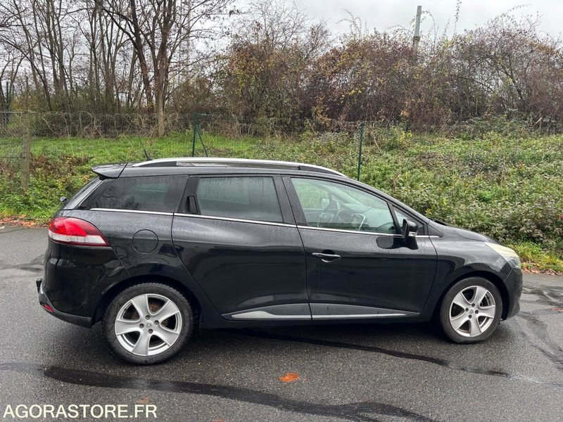 RENAULT- Clio Estate IV - Boite Automatique - année 2016 - 128000 kms - Essence - Voiture break: photos 2 RENAULT- Clio Estate IV - Boite Automatique - année 2016 - 128000 kms - Essence - Voiture break: photos 2