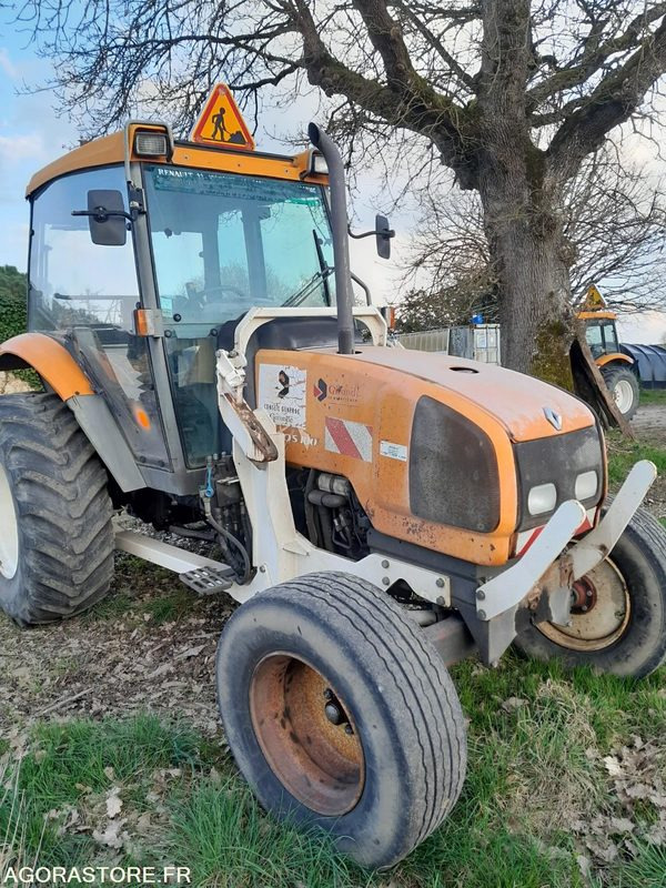 RENAULT ERGOS 100 - 2002 - 10 000 heures - Tracteur agricole: photos 2 RENAULT ERGOS 100 - 2002 - 10 000 heures - Tracteur agricole: photos 2