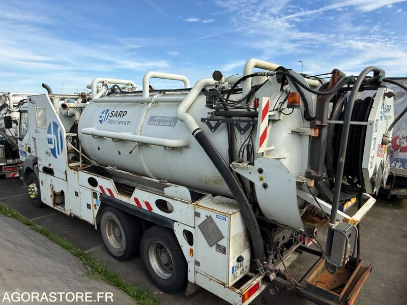 RENAULT HYDROCUREUR ADR 2646-YC-49 VENTE EXPORT EXCLUSIVEMENT - Camion hydrocureur: photos 3 RENAULT HYDROCUREUR ADR 2646-YC-49 VENTE EXPORT EXCLUSIVEMENT - Camion hydrocureur: photos 3