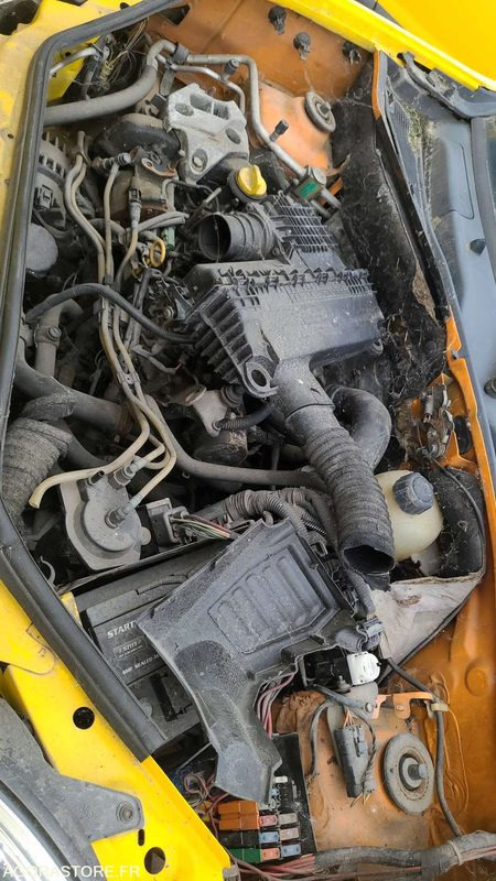 Fourgonnette RENAULT KANGOO - 2005: photos 18