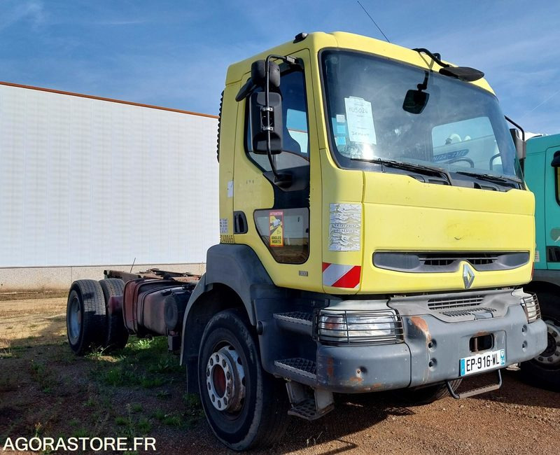 RENAULT KERAX 300-19 / 1999 / 660960 km - Châssis cabine: photos 1 RENAULT KERAX 300-19 / 1999 / 660960 km - Châssis cabine: photos 1