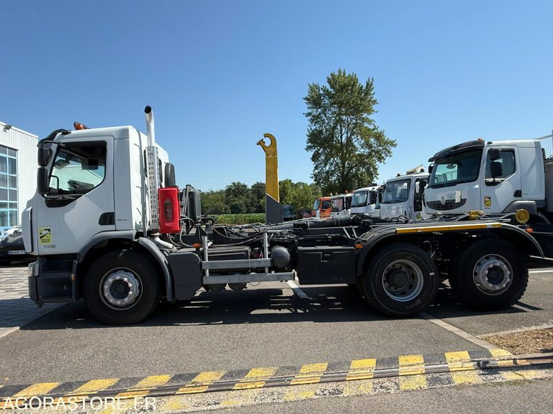 RENAULT LANDER 320 - 6X2 - POLYBENNE - AMPLIROLL - Camion ampliroll: photos 4 RENAULT LANDER 320 - 6X2 - POLYBENNE - AMPLIROLL - Camion ampliroll: photos 4