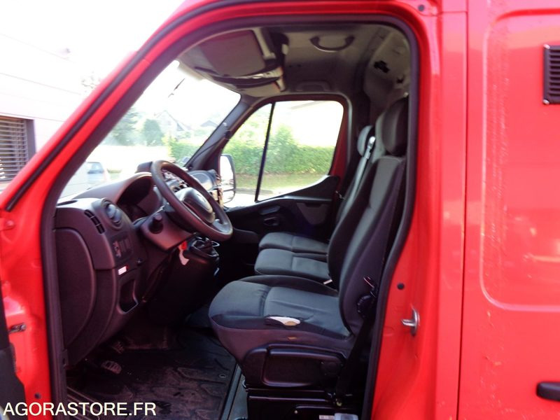 RENAULT MASTER CN.829.RR - Ambulance: photos 4 RENAULT MASTER CN.829.RR - Ambulance: photos 4