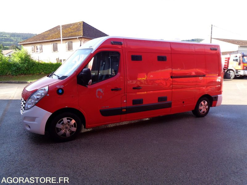 RENAULT MASTER CN.829.RR - Ambulance: photos 3 RENAULT MASTER CN.829.RR - Ambulance: photos 3