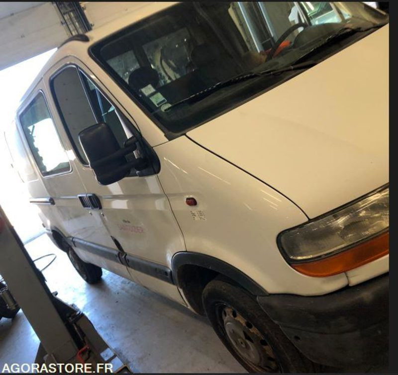 RENAULT MASTER - Fourgon utilitaire: photos 1 RENAULT MASTER - Fourgon utilitaire: photos 1