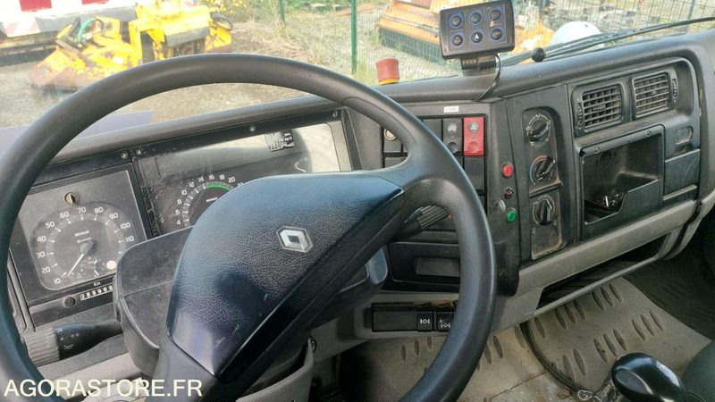 Utilitaire benne RENAULT MIDLUM 210 - 2001 - 288968 KM: photos 17 Utilitaire benne RENAULT MIDLUM 210 - 2001 - 288968 KM: photos 17