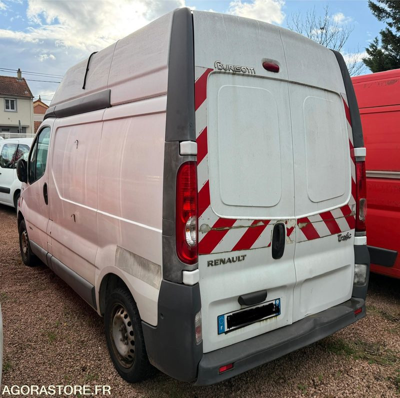 RENAULT TRAFIC 2.0 DCI 115 CH L1H2 - 233176 - 2011 - Fourgon utilitaire: photos 4 RENAULT TRAFIC 2.0 DCI 115 CH L1H2 - 233176 - 2011 - Fourgon utilitaire: photos 4
