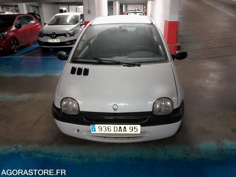 RENAULT TWINGO - 2001 - Voiture: photos 1 RENAULT TWINGO - 2001 - Voiture: photos 1