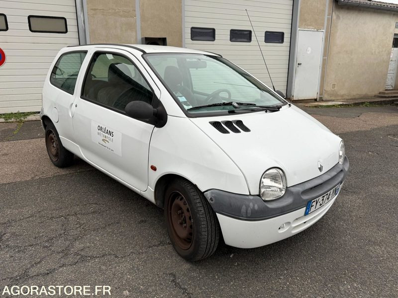 RENAULT TWINGO - 2002 - 158000KM - Voiture: photos 1 RENAULT TWINGO - 2002 - 158000KM - Voiture: photos 1