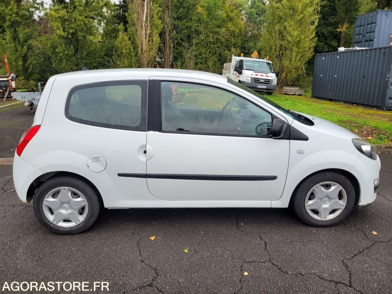 RENAULT TWINGO - DB-290-VQ - VIN VF1CNJ10550142907 - Voiture: photos 4 RENAULT TWINGO - DB-290-VQ - VIN VF1CNJ10550142907 - Voiture: photos 4