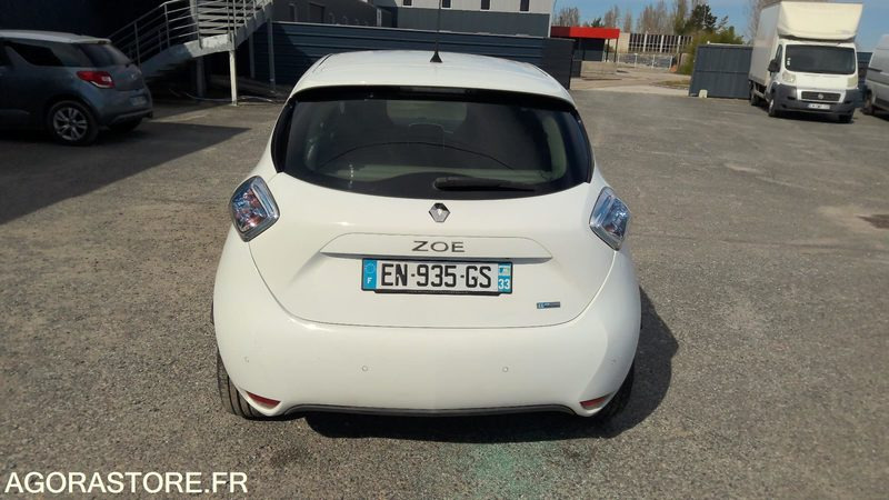 RENAULT ZOE - 2017 - 63000 KMS - CT OK - AUTONOMIE 210 KMS - Voiture: photos 5 RENAULT ZOE - 2017 - 63000 KMS - CT OK - AUTONOMIE 210 KMS - Voiture: photos 5