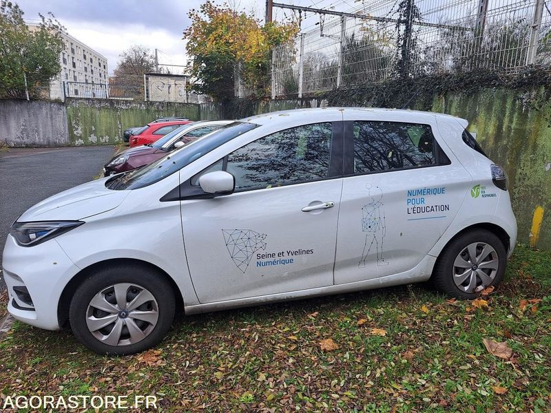 RENAULT - ZOE - 2019 - 41 000KM - Voiture: photos 2 RENAULT - ZOE - 2019 - 41 000KM - Voiture: photos 2