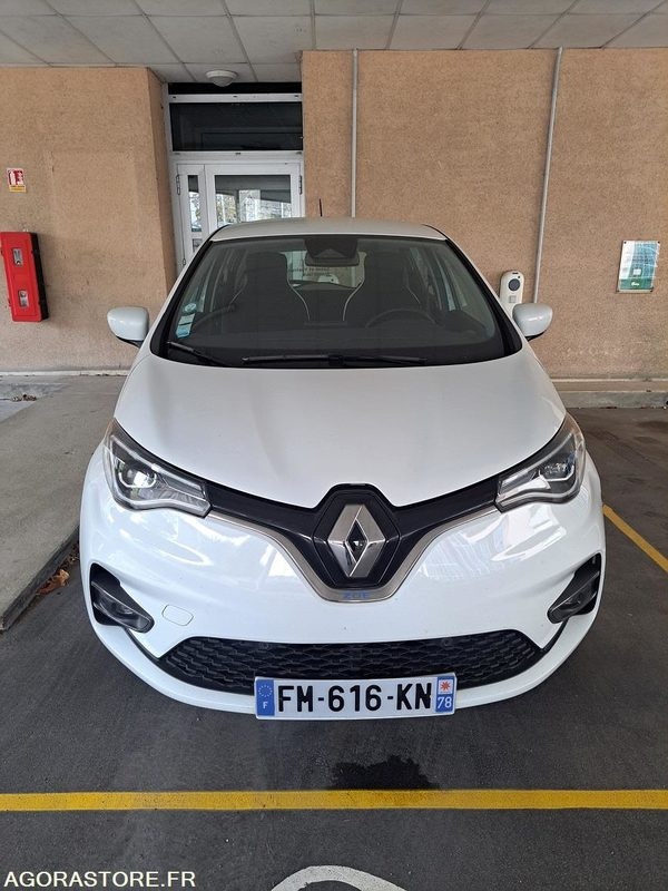 RENAULT - ZOE - 2019 - 65 000 KM - Voiture: photos 1 RENAULT - ZOE - 2019 - 65 000 KM - Voiture: photos 1
