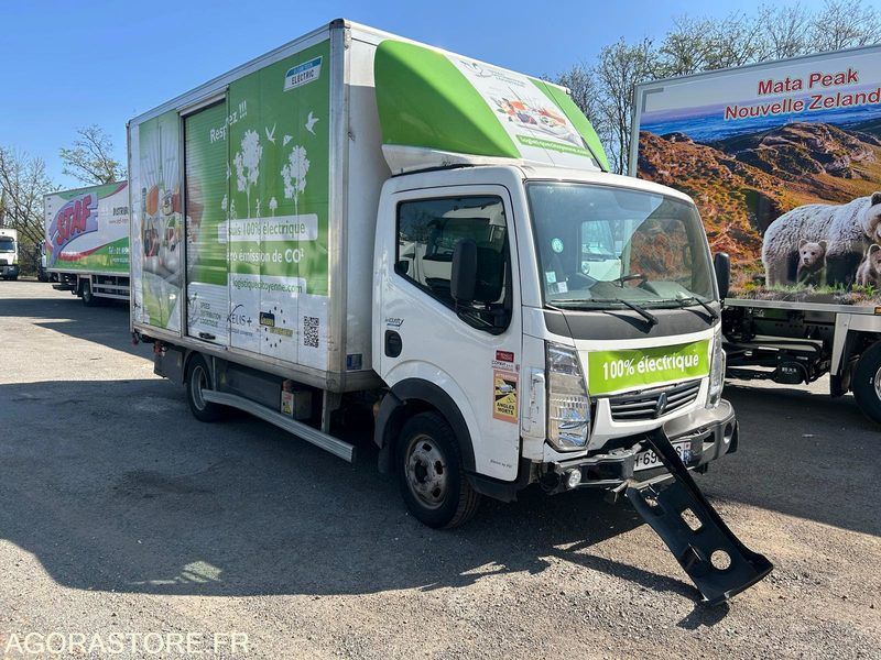 RENAULT maxity ZE electrique 20m3 hayon - 2016 / 68658 KM - Camion fourgon, Camion électrique: photos 2 RENAULT maxity ZE electrique 20m3 hayon - 2016 / 68658 KM - Camion fourgon, Camion électrique: photos 2