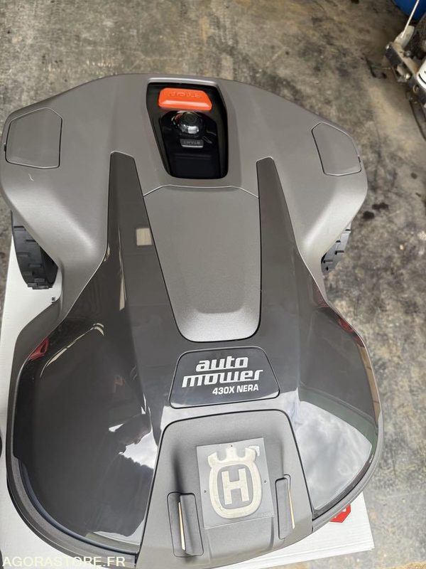 ROBOT de tonte NEUF 430x NERA Husqvarna UNITAIRE - Motofaucheuse: photos 4 ROBOT de tonte NEUF 430x NERA Husqvarna UNITAIRE - Motofaucheuse: photos 4