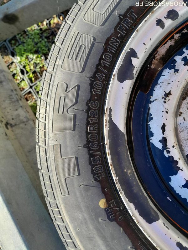 Remorque 3t Anssems (RE226) - Semi-remorque plateau: photos 4 Remorque 3t Anssems (RE226) - Semi-remorque plateau: photos 4