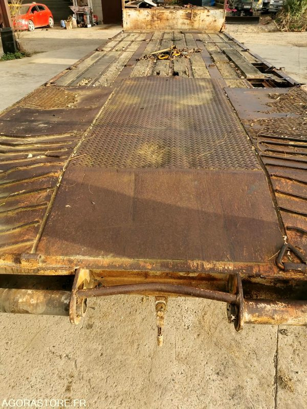 Remorque porte engin - CASTERA - 1976 - Remorque: photos 2 Remorque porte engin - CASTERA - 1976 - Remorque: photos 2