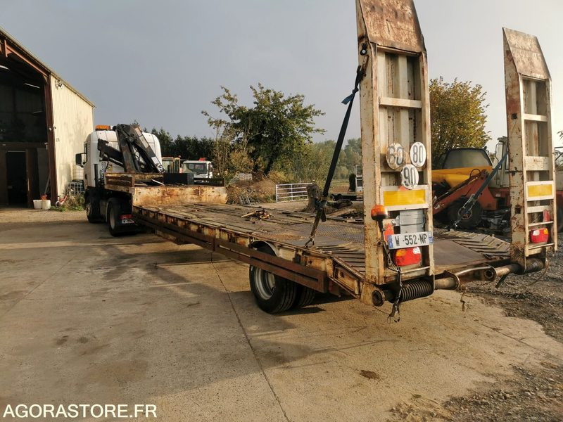 Remorque porte engin - CASTERA - 1976 - Remorque: photos 1 Remorque porte engin - CASTERA - 1976 - Remorque: photos 1