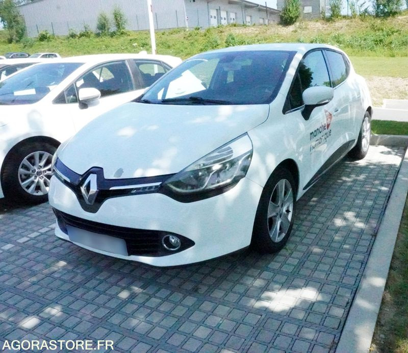 Renault Clio 4 124964 kms 2013 - Voiture: photos 1 Renault Clio 4 124964 kms 2013 - Voiture: photos 1