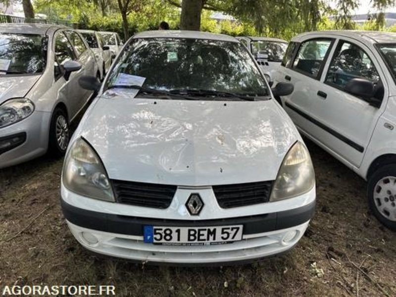 Renault Clio - 581BEM57 - Voiture: photos 1 Renault Clio - 581BEM57 - Voiture: photos 1