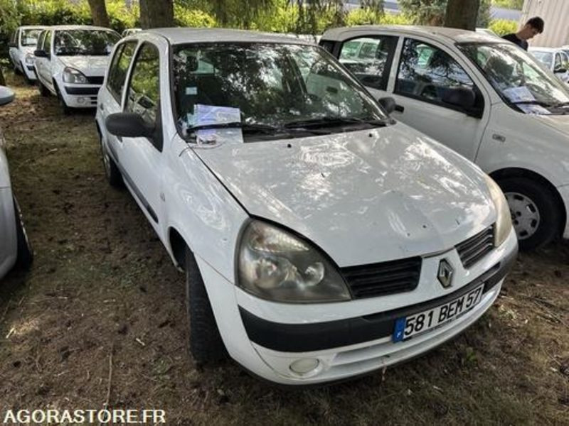 Renault Clio - 581BEM57 - Voiture: photos 2 Renault Clio - 581BEM57 - Voiture: photos 2