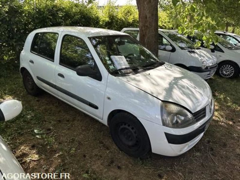 Renault Clio - 848BEQ57 - Voiture: photos 3 Renault Clio - 848BEQ57 - Voiture: photos 3
