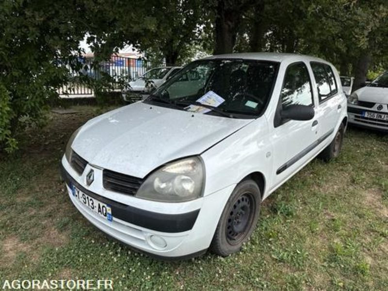 Renault Clio - CY913AQ - Voiture: photos 1 Renault Clio - CY913AQ - Voiture: photos 1