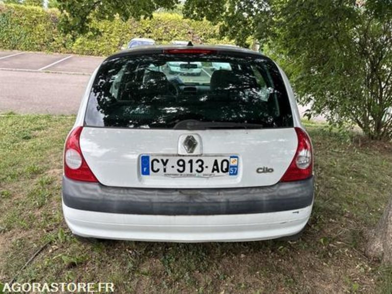 Renault Clio - CY913AQ - Voiture: photos 4 Renault Clio - CY913AQ - Voiture: photos 4
