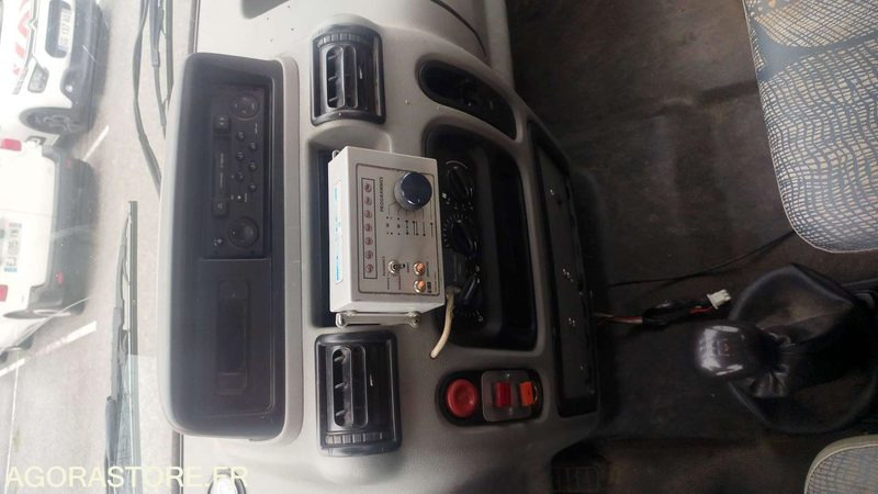 Utilitaire benne Renault Mascotte - 2003 - 209464kms - 466BDE31: photos 18 Utilitaire benne Renault Mascotte - 2003 - 209464kms - 466BDE31: photos 18