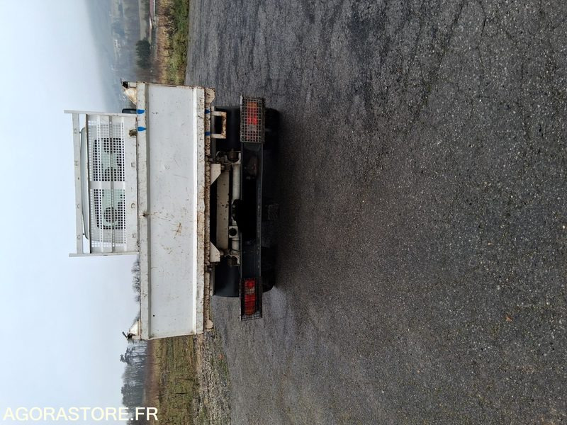 Renault Master 120 DCI - Utilitaire benne: photos 2 Renault Master 120 DCI - Utilitaire benne: photos 2