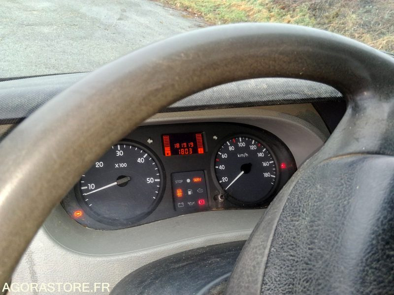 Renault Master 120 DCI - Utilitaire benne: photos 4 Renault Master 120 DCI - Utilitaire benne: photos 4