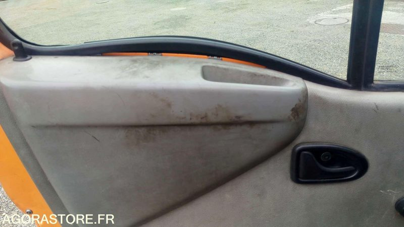 Fourgon utilitaire Renault - Master - 2003 - 417490 kms: photos 8