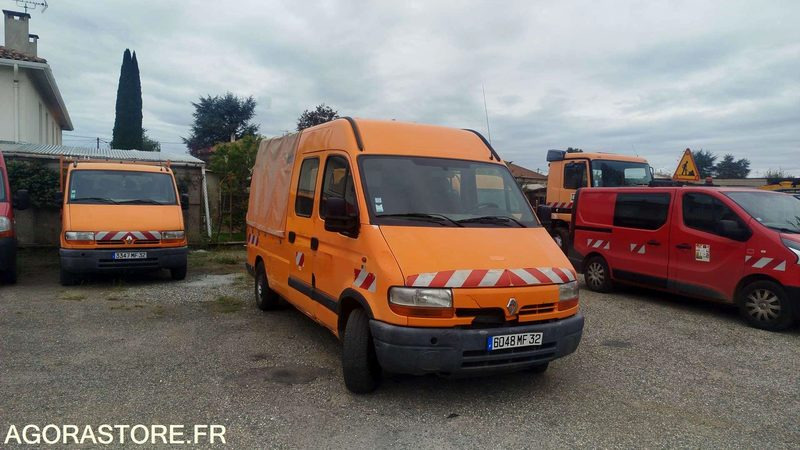 Renault - Master - 2003 - 417490 kms - Fourgon utilitaire: photos 1 Renault - Master - 2003 - 417490 kms - Fourgon utilitaire: photos 1